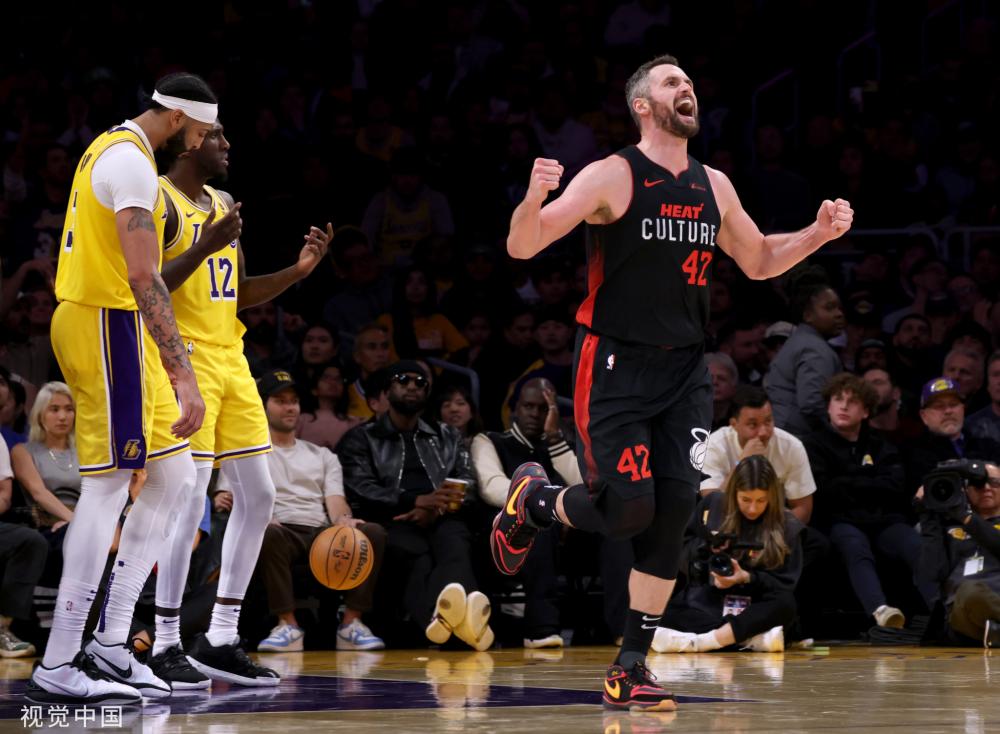 威少的突破 威少的突破