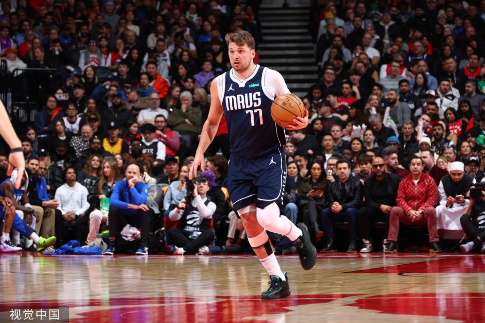 分析比赛的 分析比赛的